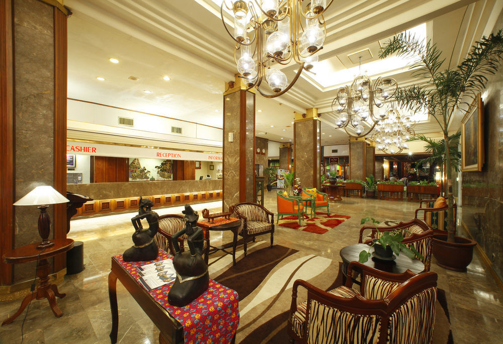 Grand Inna Tunjungan Hotel